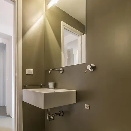 Iflat Esquilino Industrial Loft Apartment Rome