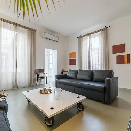 Apartment Iflat Esquilino Industrial Loft *