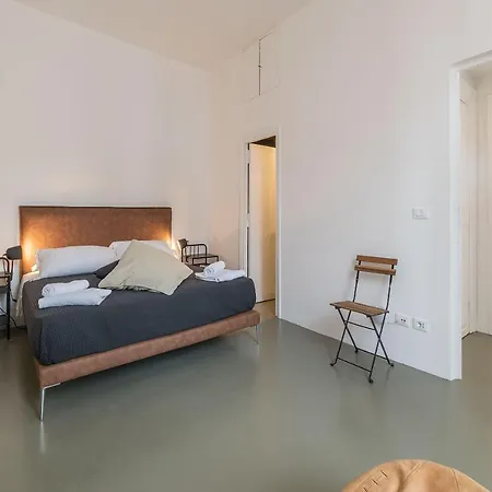 Iflat Esquilino Industrial Loft *
