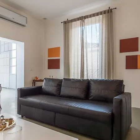 Apartment Iflat Esquilino Industrial Loft *