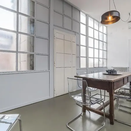 Iflat Esquilino Industrial Loft *